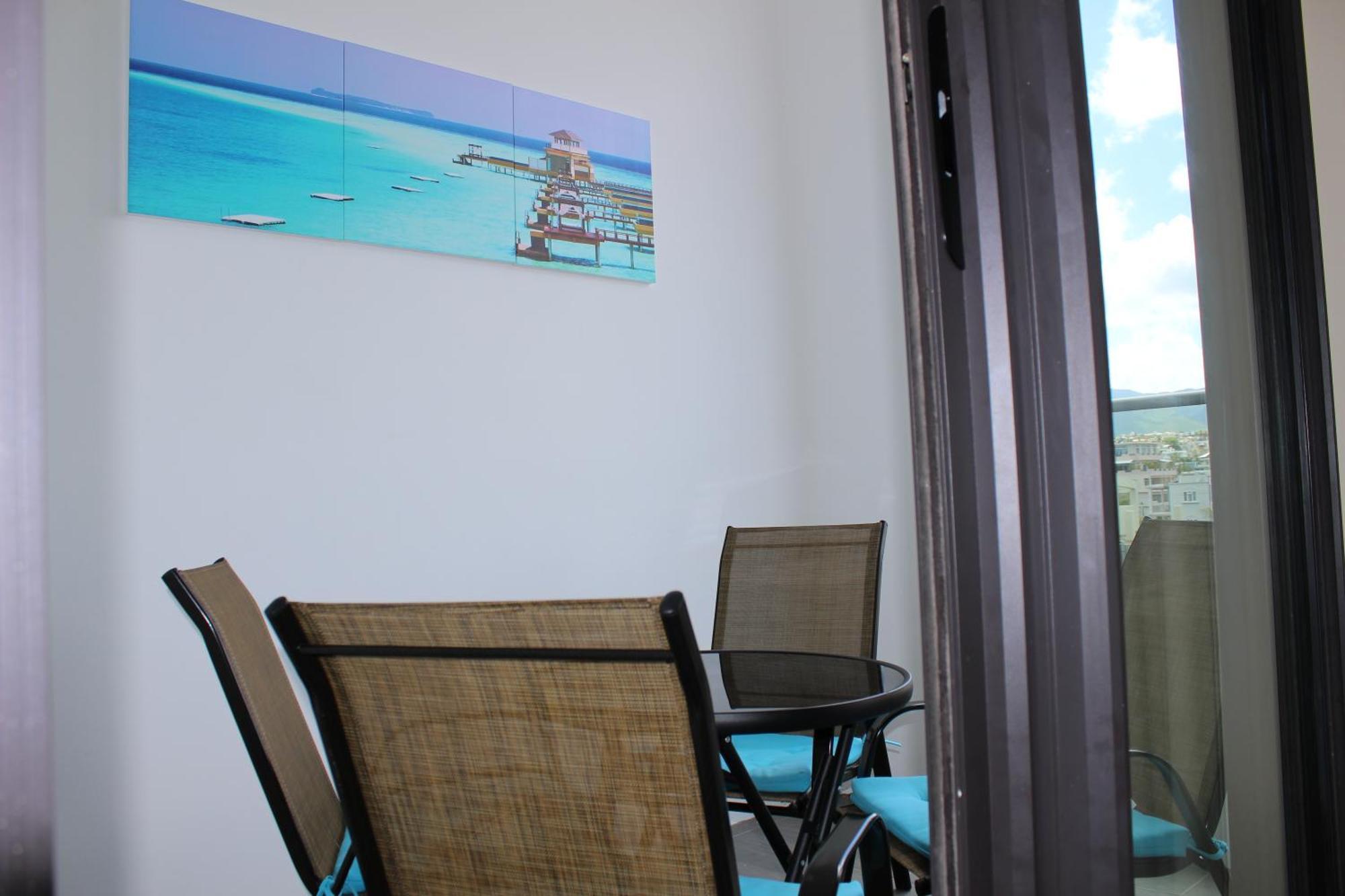 Flic En Flac Beach Penthouse Eksteriør billede